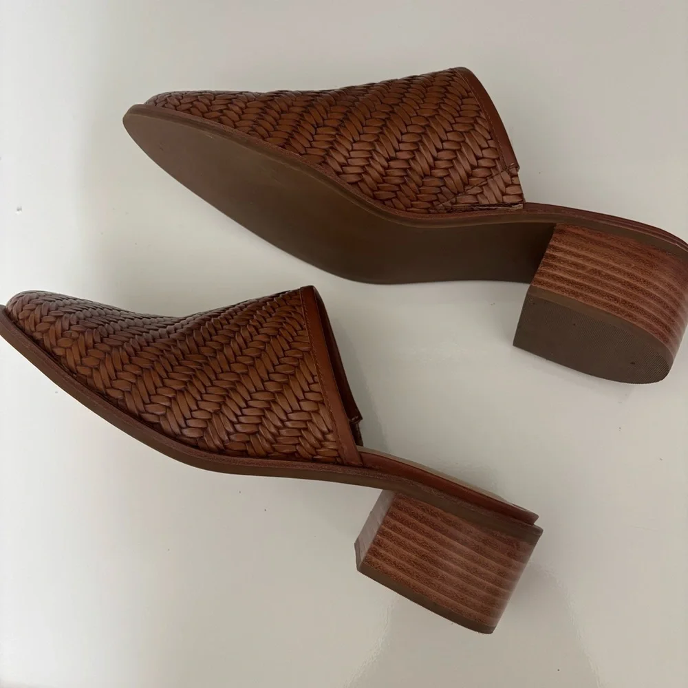 Talbots Tan Woven Leather Mules size 9.5 - Picture 4 of 7